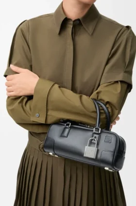 Amazona 23 Cropped Bag in Shiny Calfskin