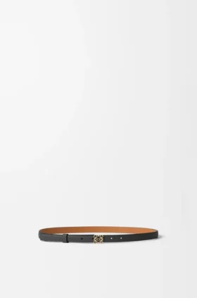 Anagram Belt in Pebble Grain Calfskin
