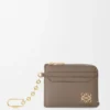 Anagram Square Coin Cardholder in Pebble Grained Calfskin Anagram Square Coin Cardholder in Pebble Grained Calfskin