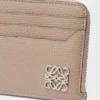 Anagram Square Coin Cardholder in Pebble Grained Calfskin Anagram Square Coin Cardholder in Pebble Grained Calfskin