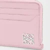 Anagram Square Coin Cardholder in Pebble Grained Calfskin Anagram Square Coin Cardholder in Pebble Grained Calfskin