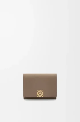 Anagram Trifold Wallet in Pebble Grained Calfskin