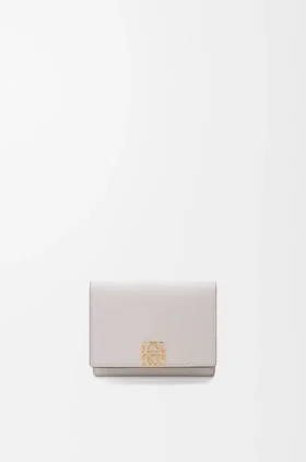 Anagram Trifold Wallet in Pebble Grained Calfskin