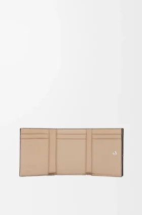 Anagram Trifold Wallet in Pebble Grained Calfskin
