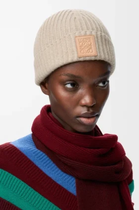 Beanie in Cashmere