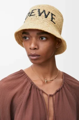 Bucket Hat in Raffia