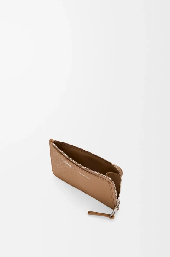 Coin Cardholder in Smooth and Grained Calfskin Coin Cardholder in Smooth and Grained Calfskin