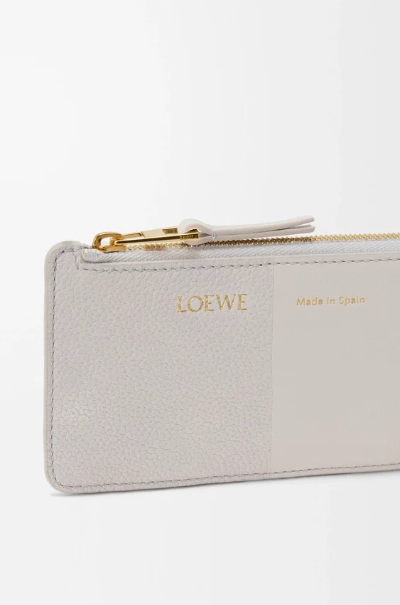Coin Cardholder in Smooth and Grained Calfskin Coin Cardholder in Smooth and Grained Calfskin