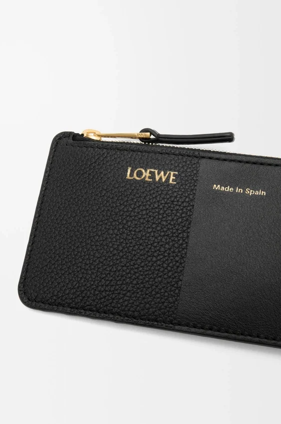 Coin Cardholder in Smooth and Grained Calfskin Coin Cardholder in Smooth and Grained Calfskin