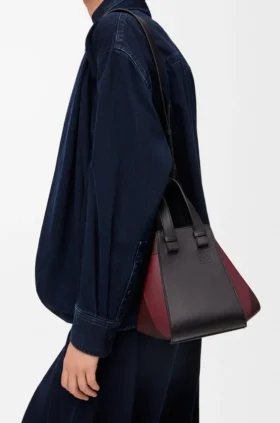 Compact Hammock Bag in Nappa Calfskin