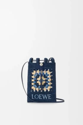 Drawstring Pocket in Classic Calfskin and Raffia
