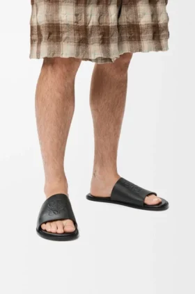 Flex Anagram Slide in Soft Calfskin