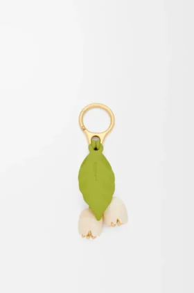 Flower Charm in Classic Calfskin
