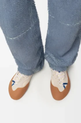 Grip Sneaker in Nylon and Suede