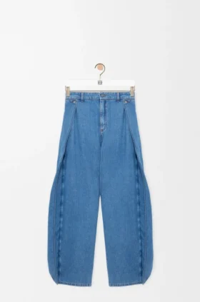 Jeans in Denim