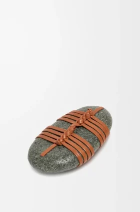 Kagero Knot Stone with Calfskin