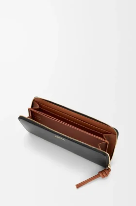 Knot Zip Around Wallet in Shiny Nappa Calfskin