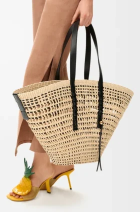 Large Braid Basket in Iraca Palm and Calfskin