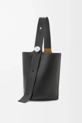 Large Pebble Bucket in Supple Grained Calfskin