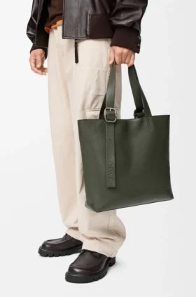 Loop Zipped Tote in Supple Grained Calfskin