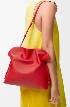 Medium Coil Flamenco Clutch in Nappa Calfskin