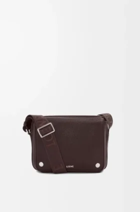 Medium Pebble Messenger Bag in Supple Grained Calfskin
