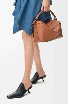 Medium Puzzle Edge Bag in Classic Calfskin