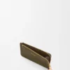 Pebble Coin Cardholder in Pebble Grained Calfskin Pebble Coin Cardholder in Pebble Grained Calfskin