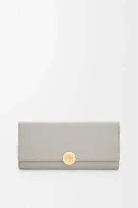 Pebble Continental Wallet in Shiny Nappa Calfskin
