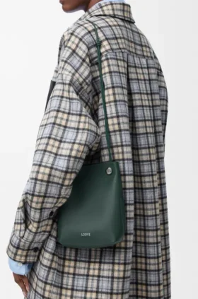 Pebble Pouch in Smooth Calfskin