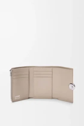 Pebble Small Vertical Wallet in Pebble Grained Calfskin Pebble Small Vertical Wallet in Pebble Grained Calfskin