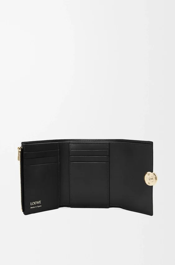 Pebble Small Vertical Wallet in Shiny Nappa Calfskin Pebble Small Vertical Wallet in Shiny Nappa Calfskin