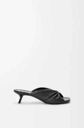 Pebble Soft Slide in Nappa Lambskin