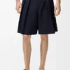 Pleated Shorts in Cotton and Linen Pleated Shorts in Cotton and Linen