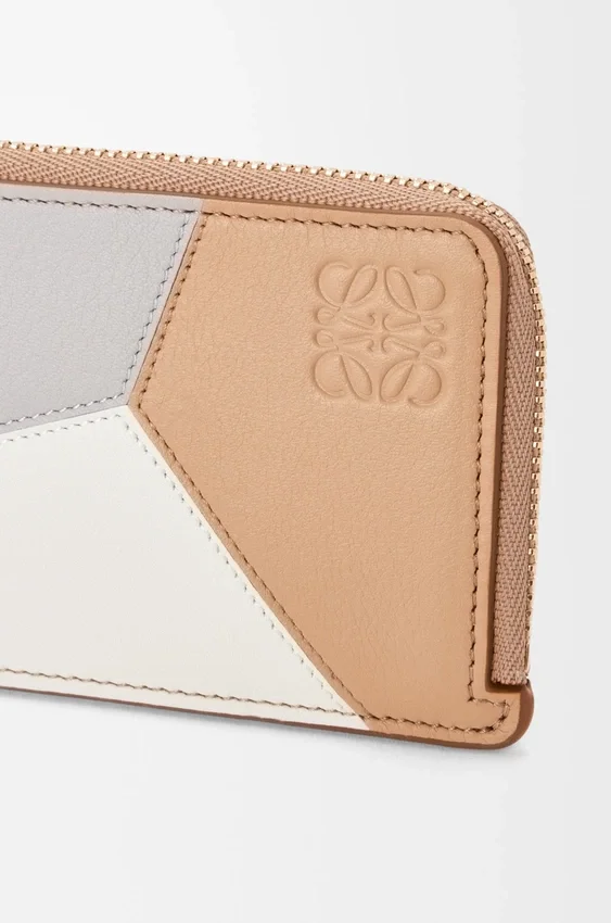 Puzzle Coin Cardholder in Classic Calfskin Puzzle Coin Cardholder in Classic Calfskin