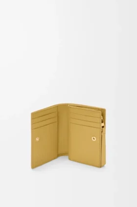 Puzzle Compact Wallet in Classic Calfskin