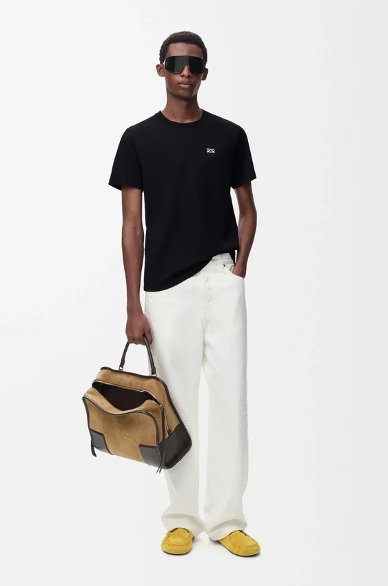 Regular Fit T-Shirt in Cotton Regular Fit T-Shirt in Cotton