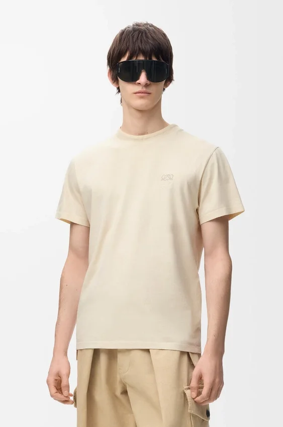 Regular Fit T-Shirt in Cotton Regular Fit T-Shirt in Cotton