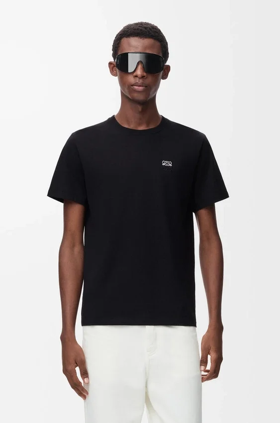 Regular Fit T-Shirt in Cotton Regular Fit T-Shirt in Cotton