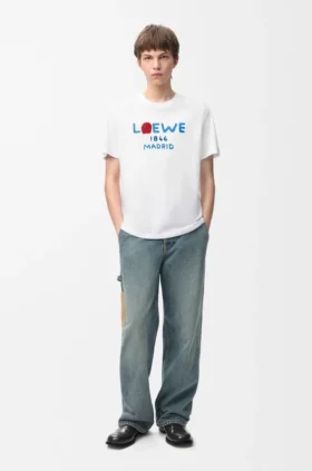 Relaxed Fit T-Shirt in Cotton Relaxed Fit T-Shirt in Cotton