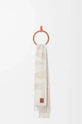 Scarf in Cashmere