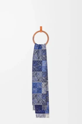 Scarf in Wool and Cashmere
