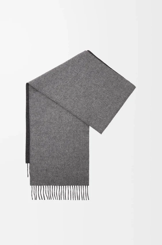 Scarf in Wool and Cashmere Scarf in Wool and Cashmere