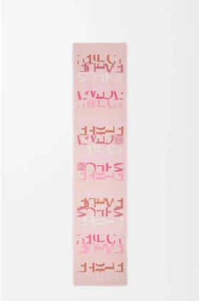 Scarf in Wool, Silk and Cashmere Blend
