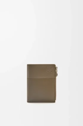 Slim Compact Wallet in Shiny Calfskin Slim Compact Wallet in Shiny Calfskin
