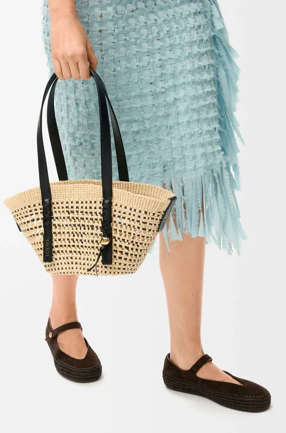 Small Braid Basket in Iraca Palm Ad Calfskin Small Braid Basket in Iraca Palm Ad Calfskin